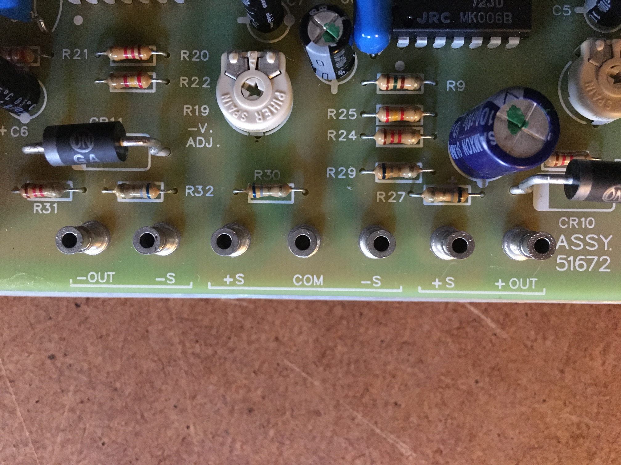transformer-output-dual-gauge-solder-turrets